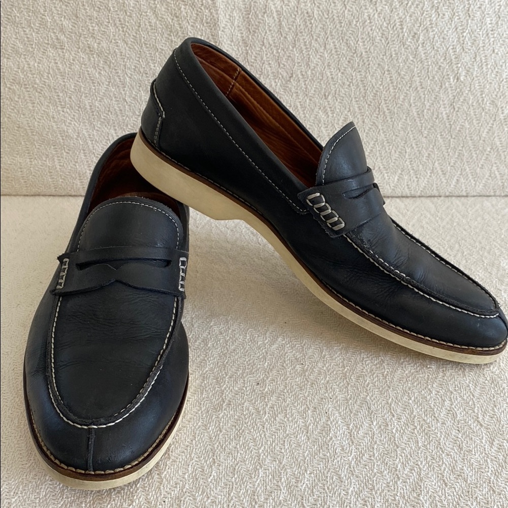 Donald J. Pliner Black Leather Penny Loafers Shoes Stitching Made in Brazil
